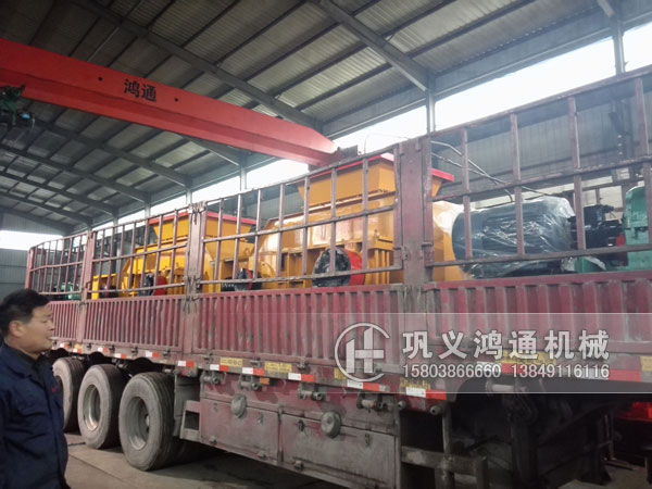 1210大型连轴式弹簧对辊破碎机发货图片5