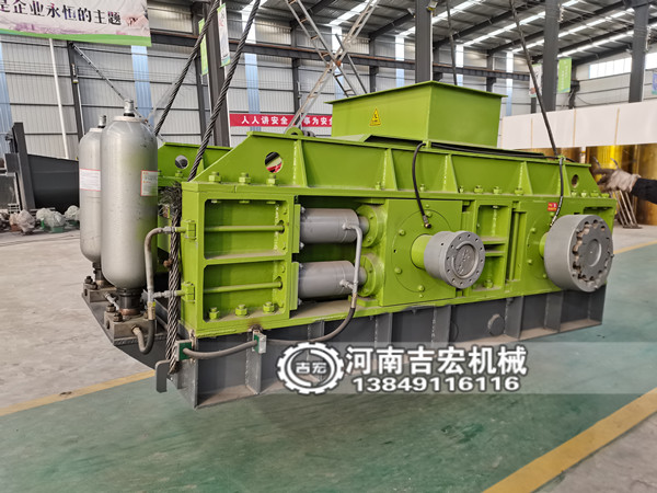 1-220225101A93T.jpg