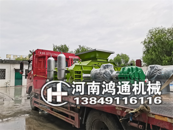 米石弹簧对辊制砂机
